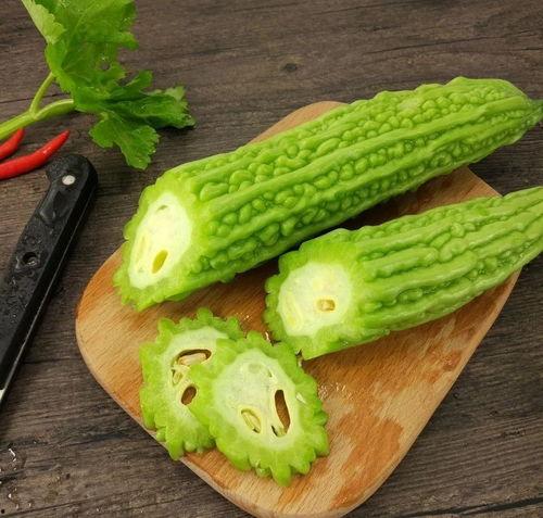瓜妈给瓜姐做川菜吃视频,瓜姐家的家常川菜美食之旅