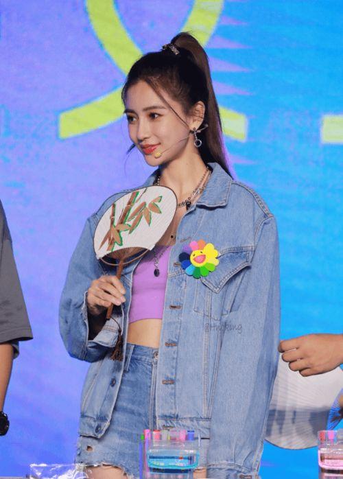 杨颖奔跑吧吃瓜视频大全,笑料百出，精彩瞬间回顾